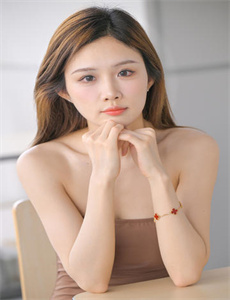 美女搜身-远离伊甸园