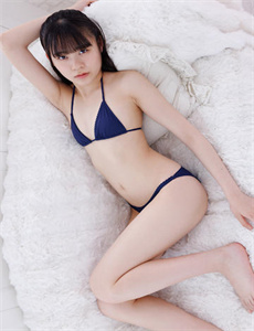 2021日产乱码网站直播-扒开美女的内衣亲吻漫画