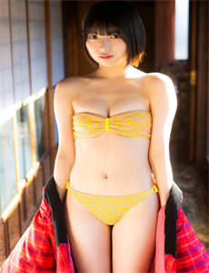 美女爱爱-性奴秘书裸侍跪趴等主人玩